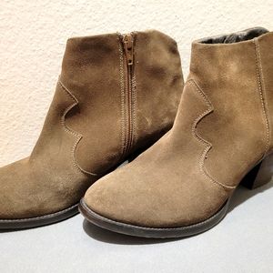 Seychelles size 8 womens cowboy ankle booties